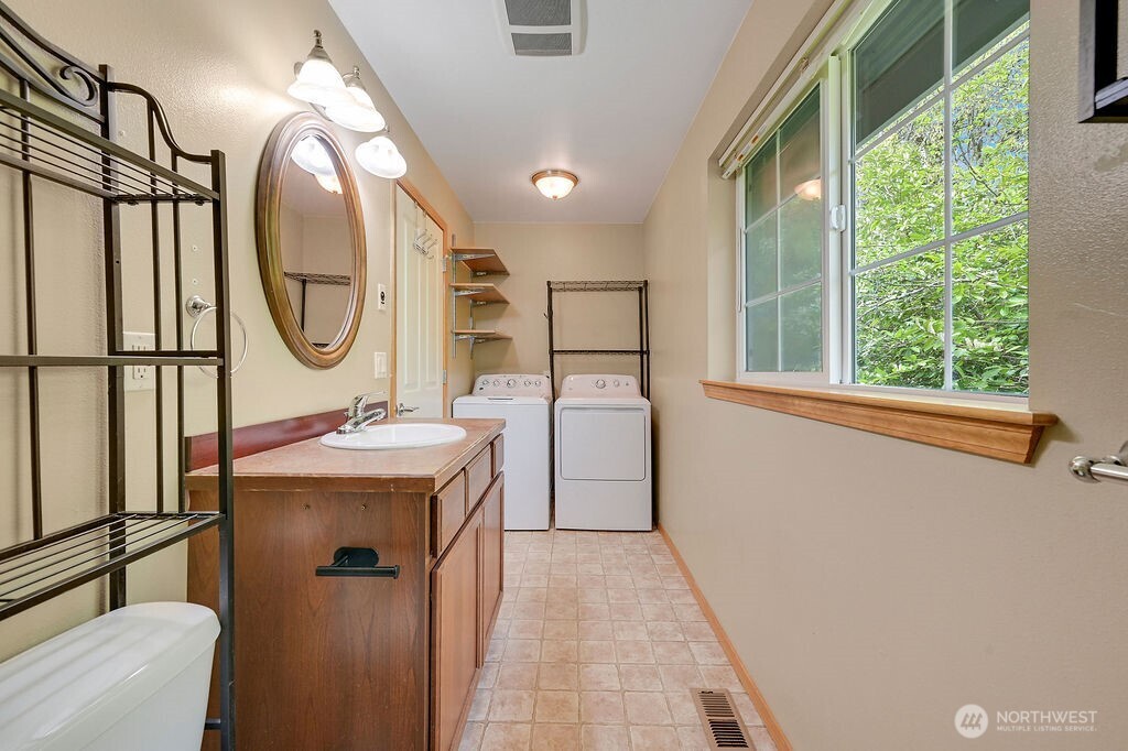 50 Rainier Lane , Port Ludlow, WA 98365