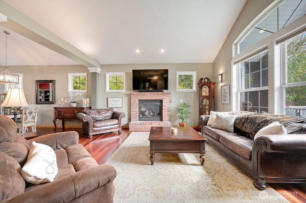 50 Rainier Lane , Port Ludlow, WA 98365