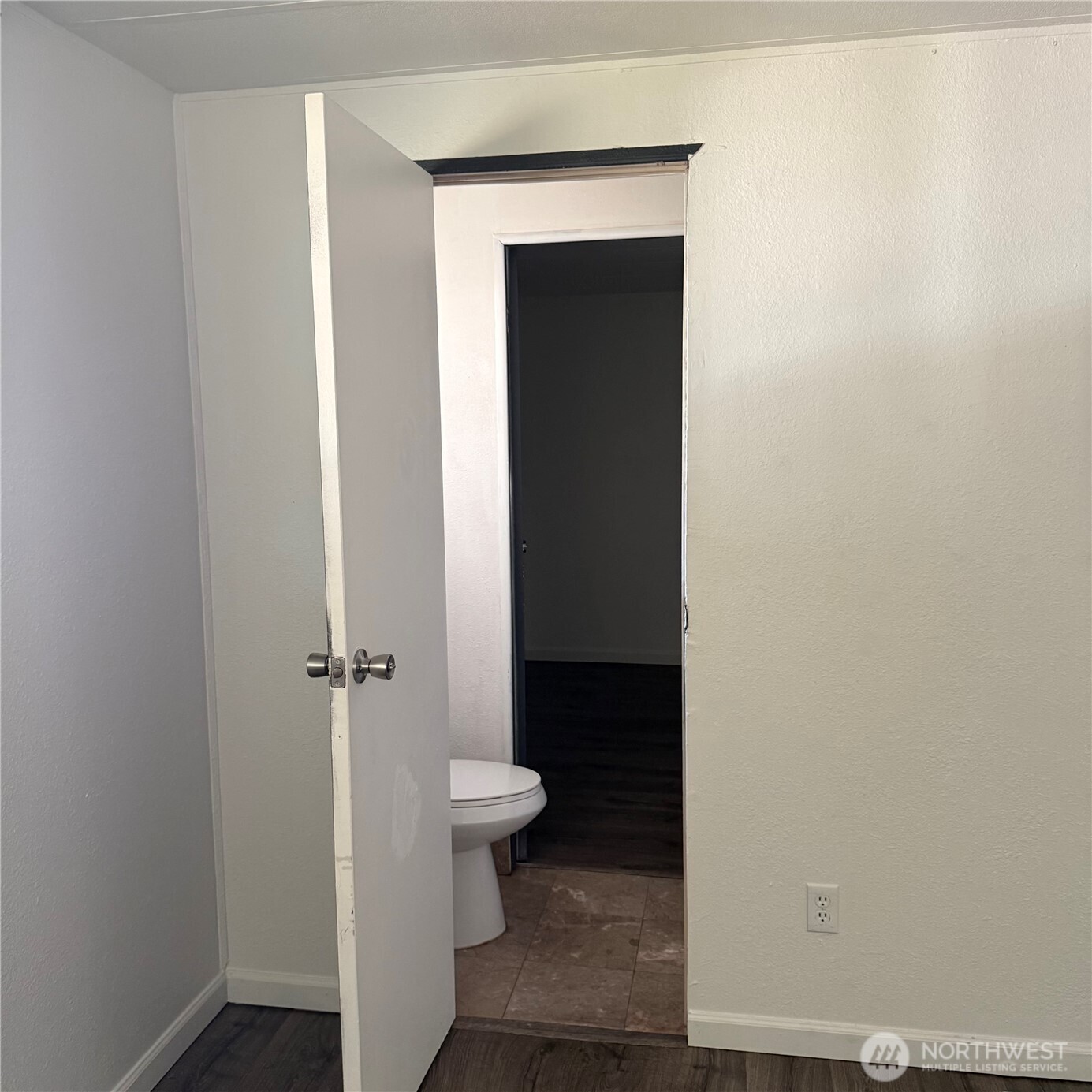 4040 Auburn way S #16, Auburn, WA 98092