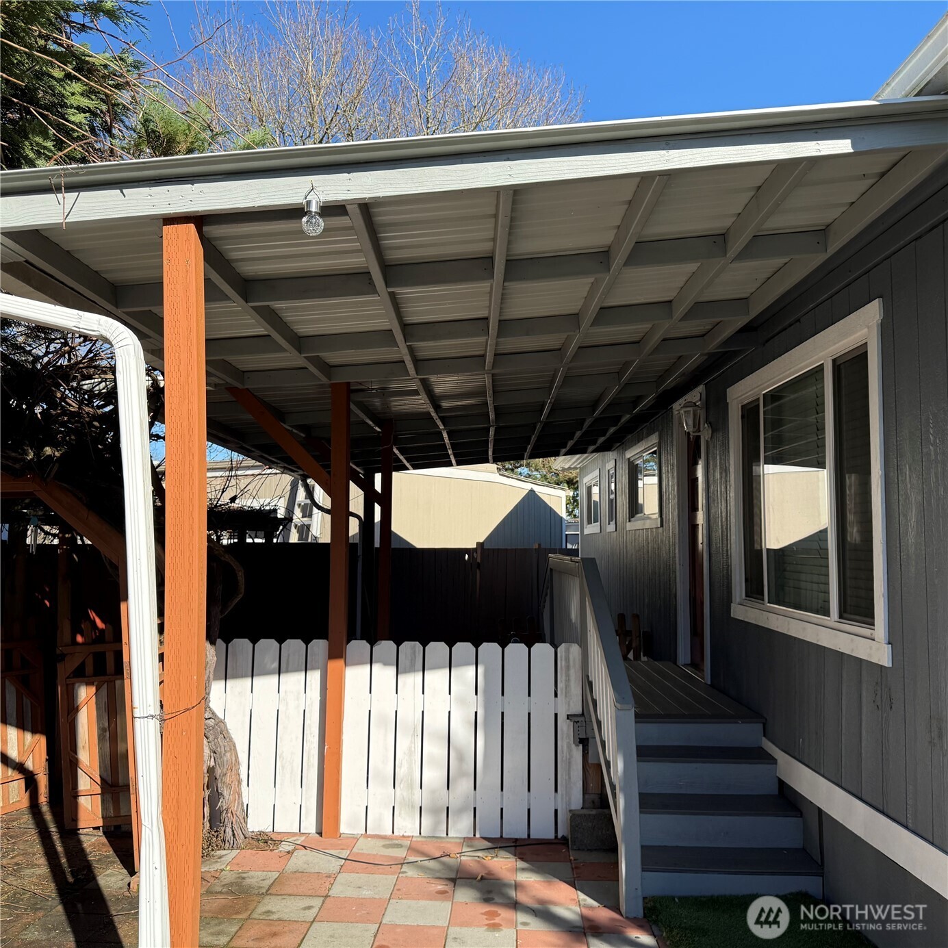 4040 Auburn way S #16, Auburn, WA 98092