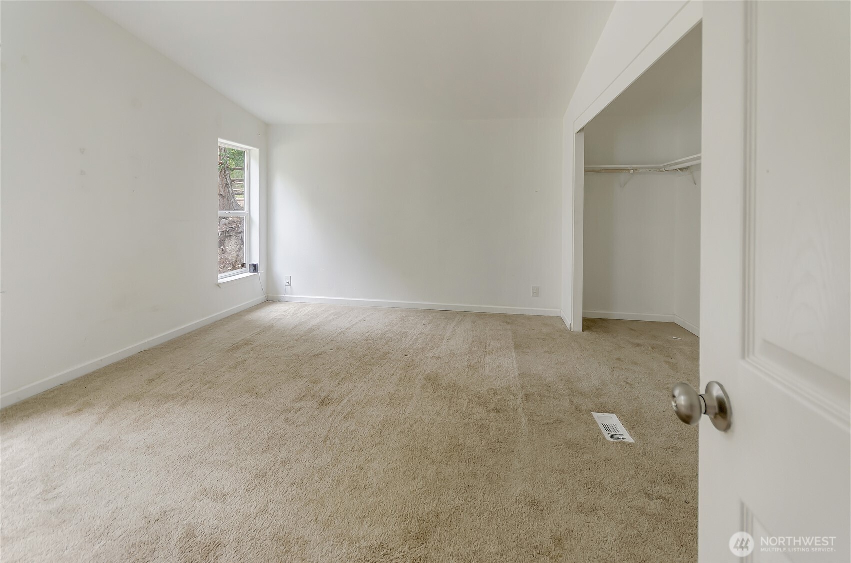 10001 435th Street Ct E, Eatonville, WA 98328