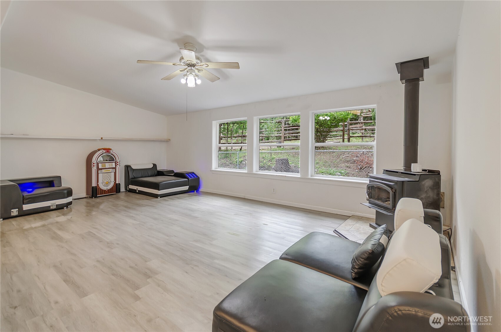 10001 435th Street Ct E, Eatonville, WA 98328