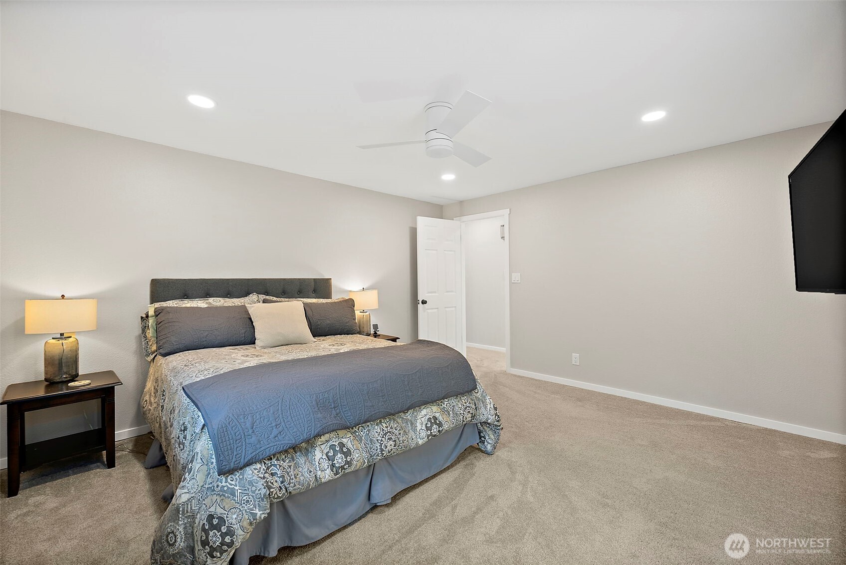 30022 6th Avenue SW, Federal Way, WA 98023