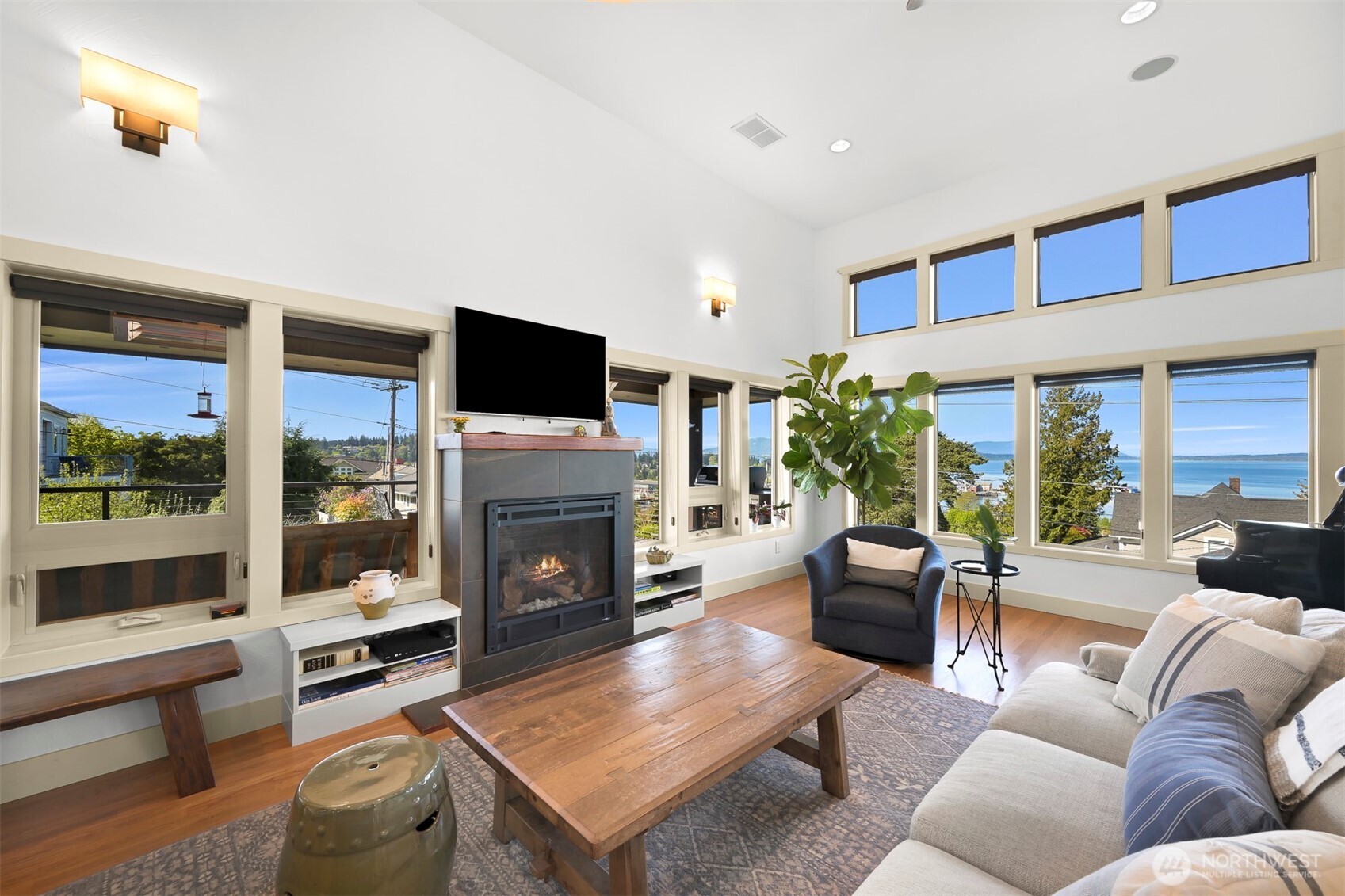934 14th Street , Bellingham, WA 98225
