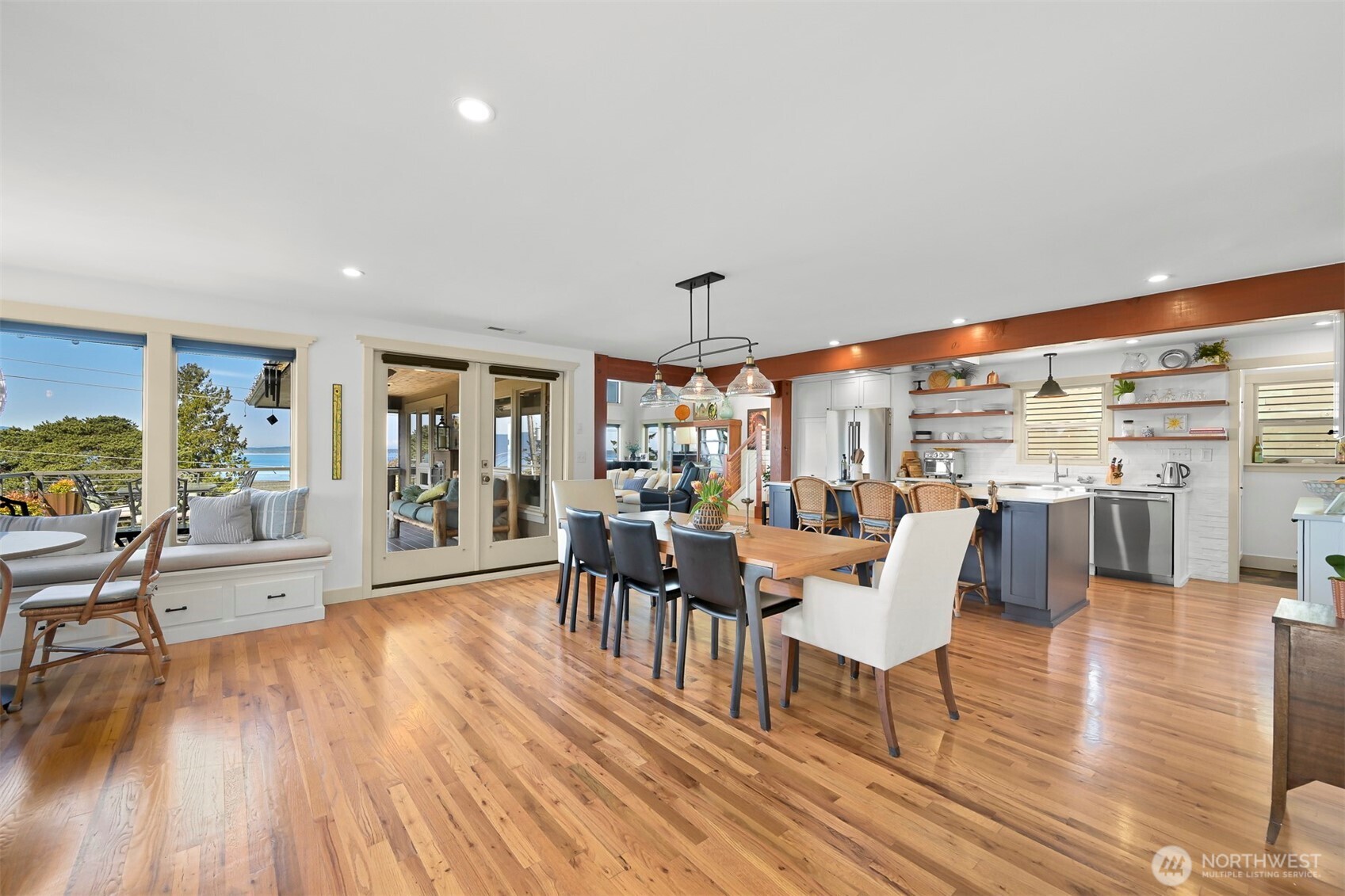 934 14th Street , Bellingham, WA 98225