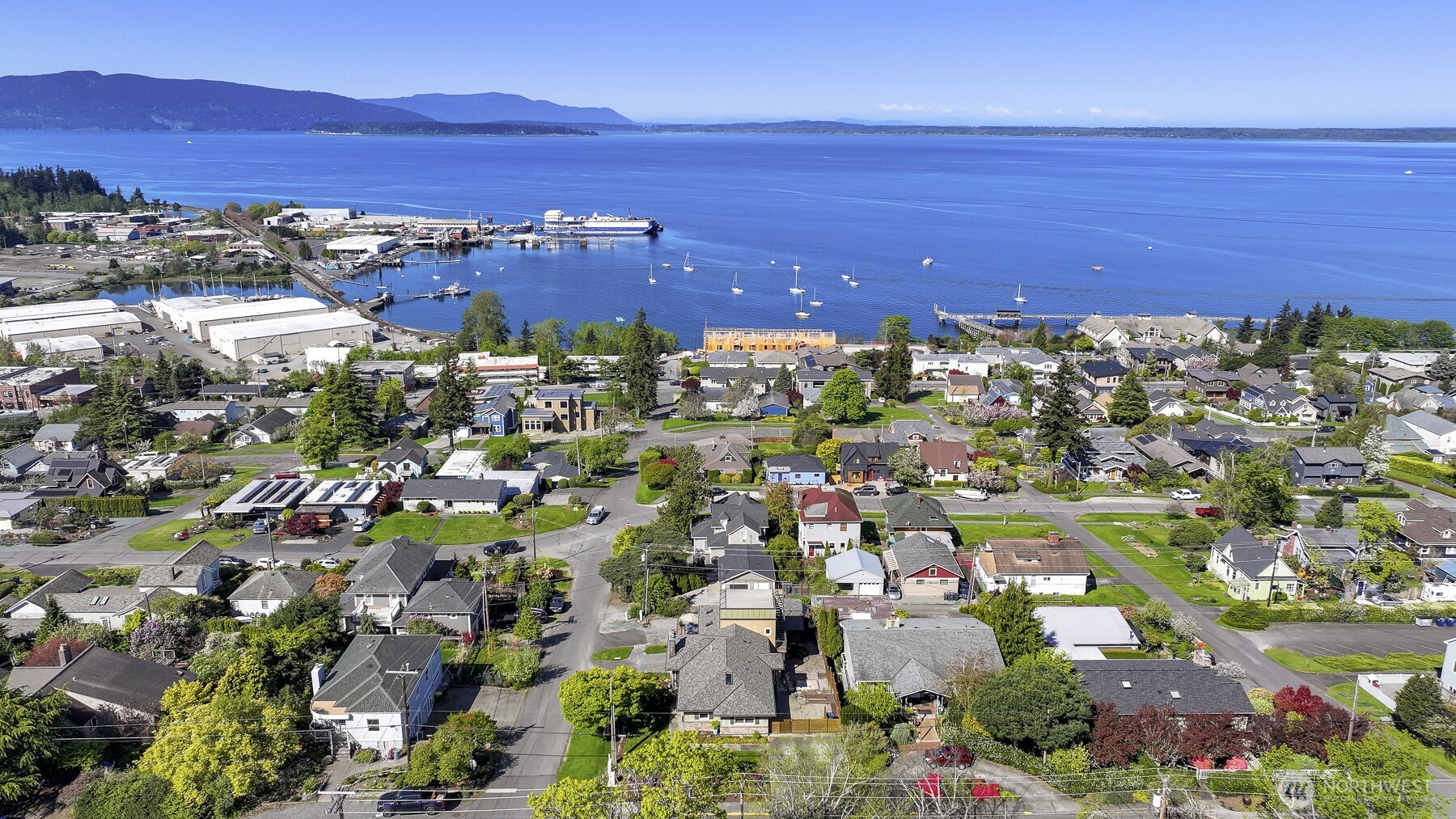 934 14th Street , Bellingham, WA 98225