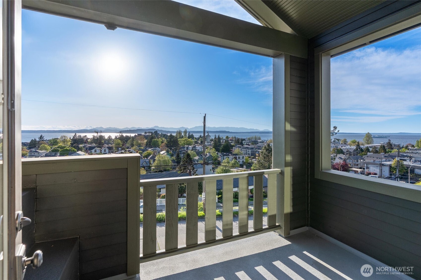 3310 59th Avenue SW #A, Seattle, WA 98116-3005