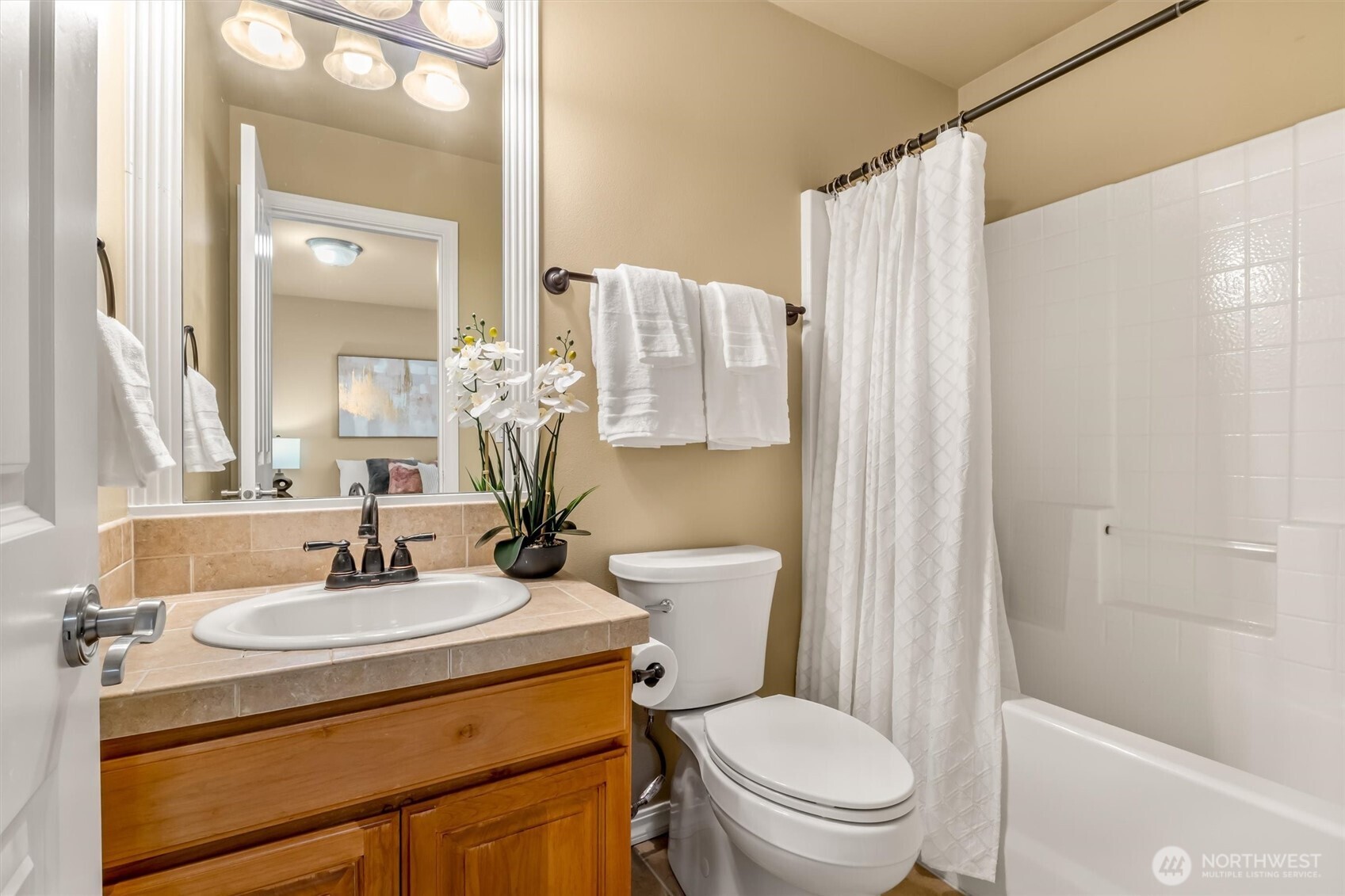 3915 214th Street SE, Bothell, WA 98021