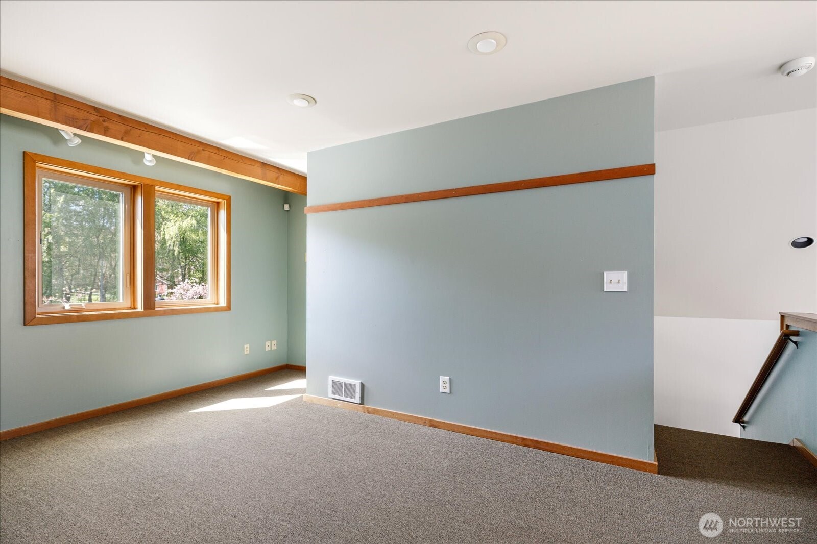 221 2nd Street #8, Langley, WA 98260