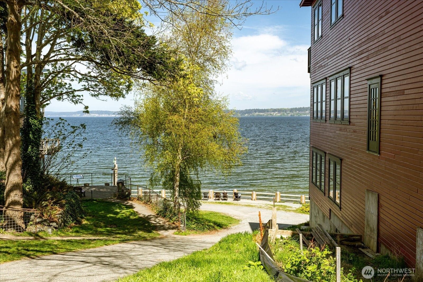 221 2nd Street #8, Langley, WA 98260