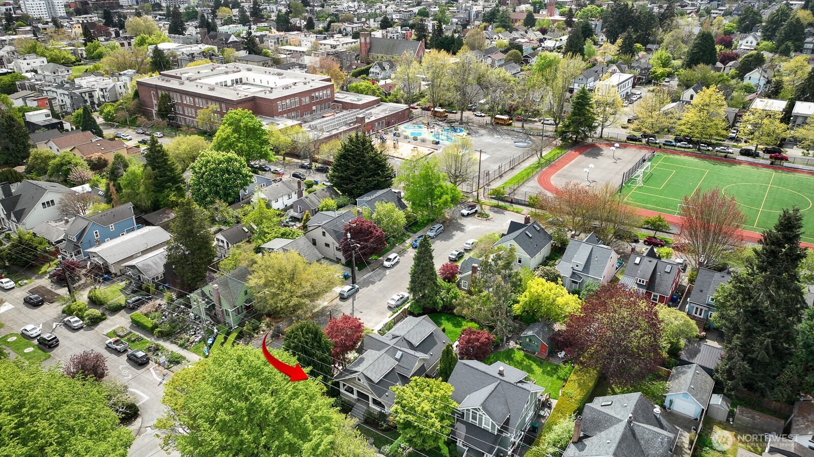 6703 17th Avenue NW, Seattle, WA 98117-5519