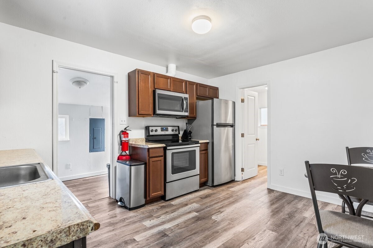 1916 Martin Luther King Jr Way , Tacoma, WA 98405