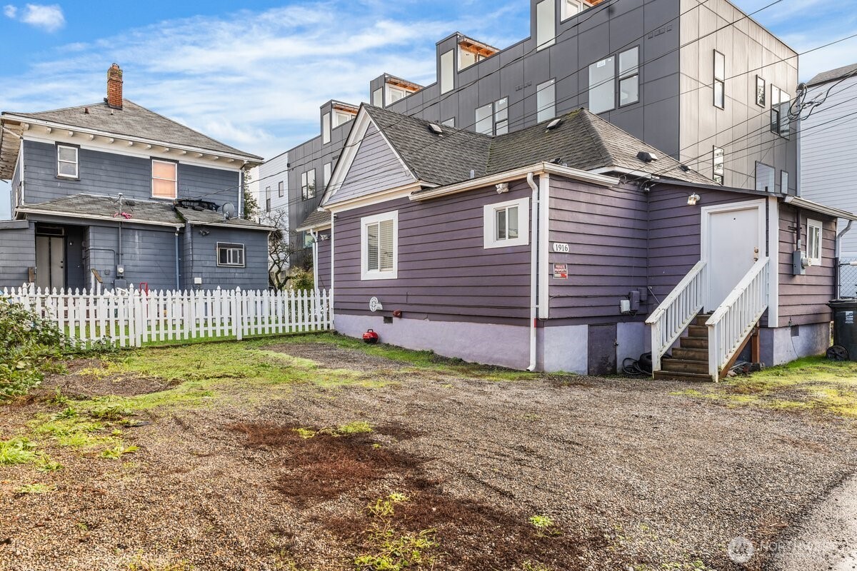 1916 Martin Luther King Jr Way , Tacoma, WA 98405