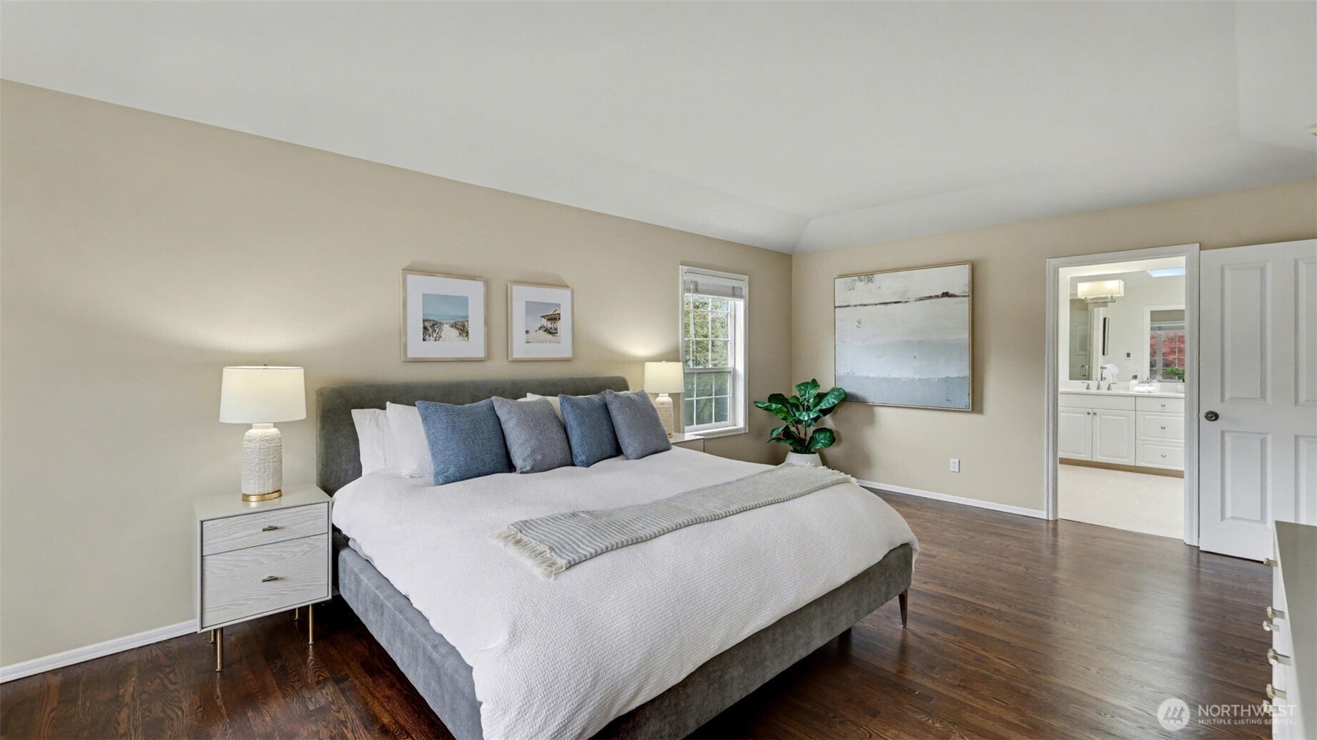 24608 SE 2nd Place , Sammamish, WA 98074
