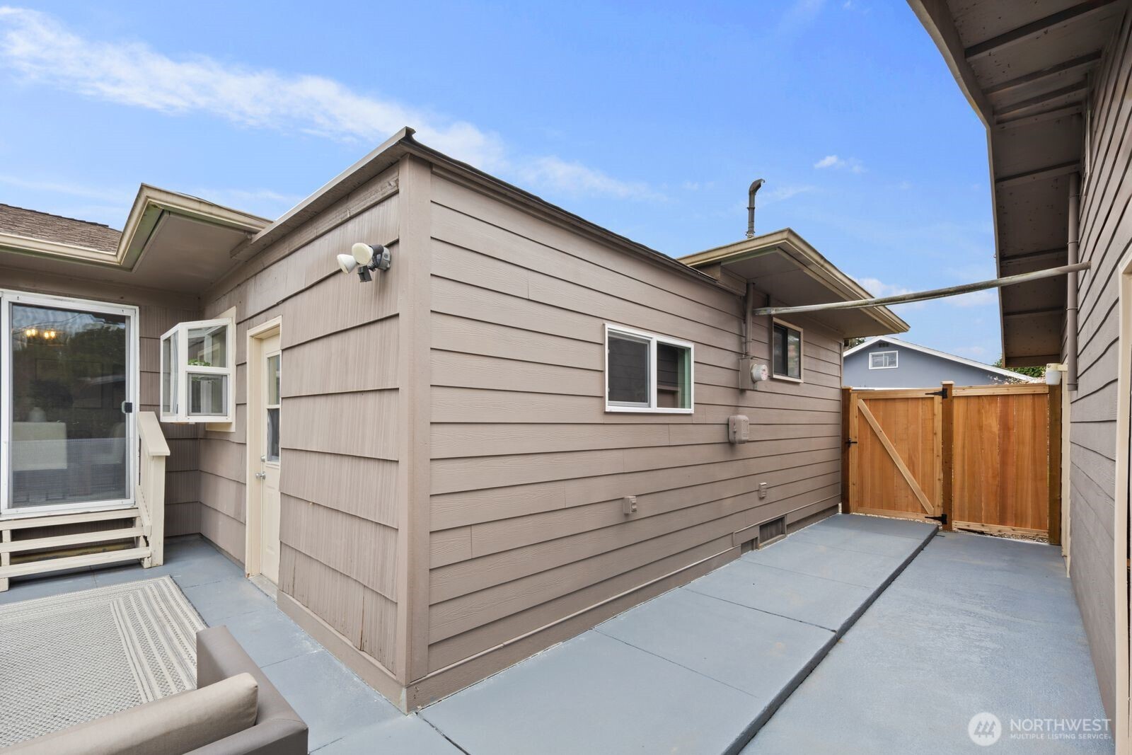 720 Wood Avenue , Sumner, WA 98390