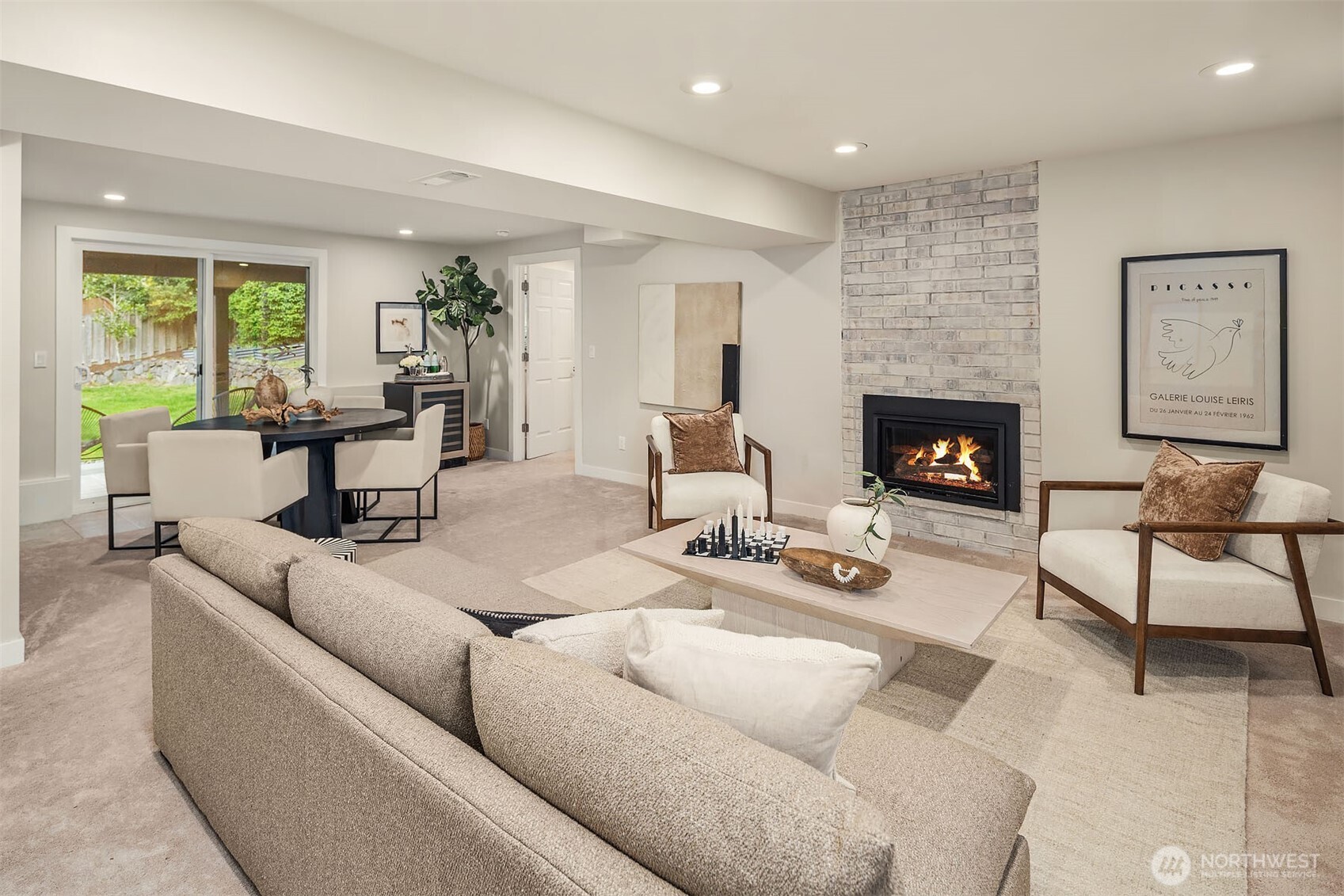 15238 NE 3rd Place , Bellevue, WA 98007