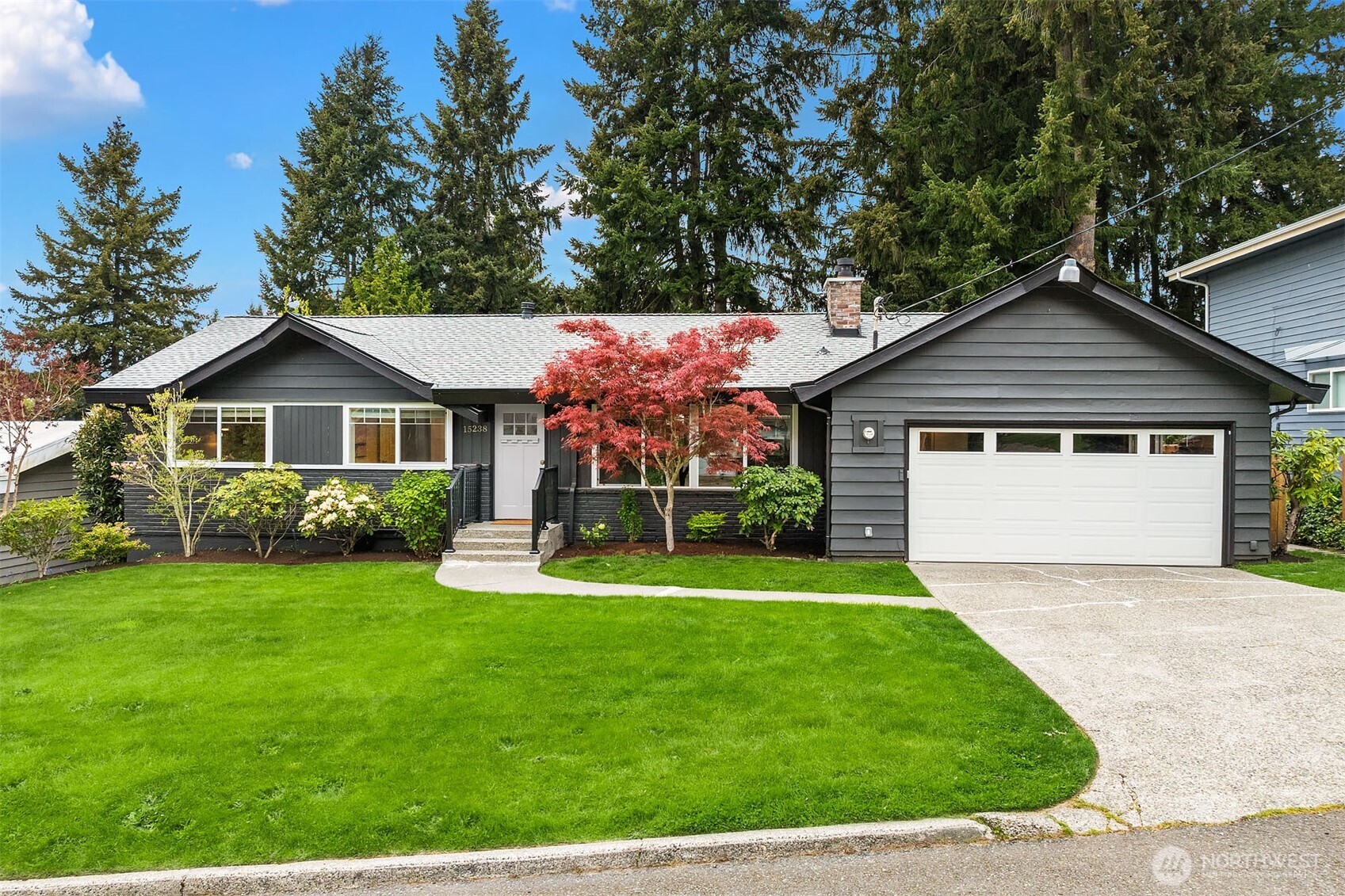 15238 NE 3rd Place , Bellevue, WA 98007