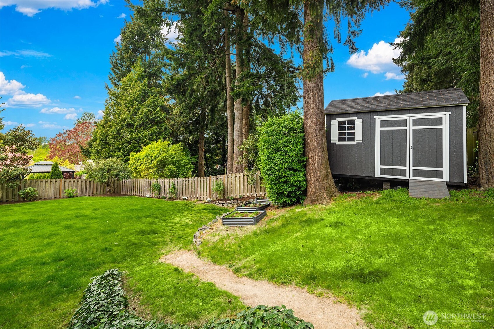 15238 NE 3rd Place , Bellevue, WA 98007