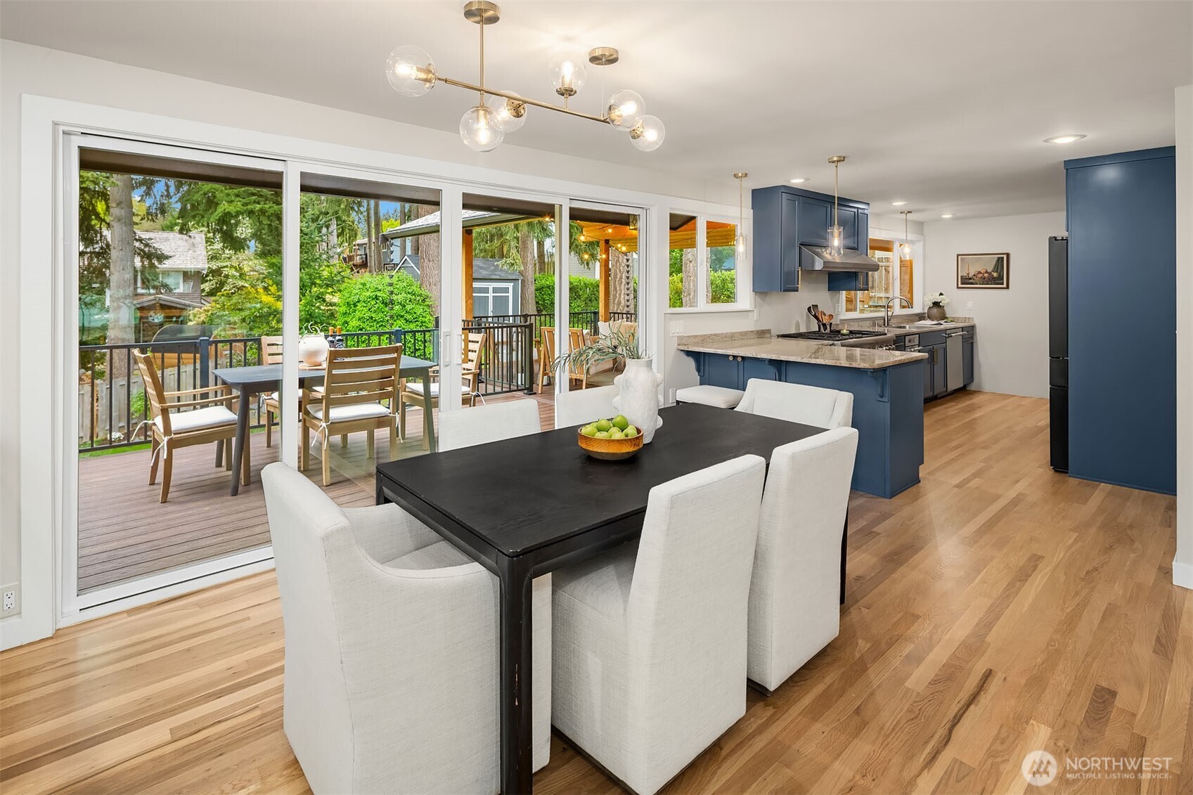 15238 NE 3rd Place , Bellevue, WA 98007