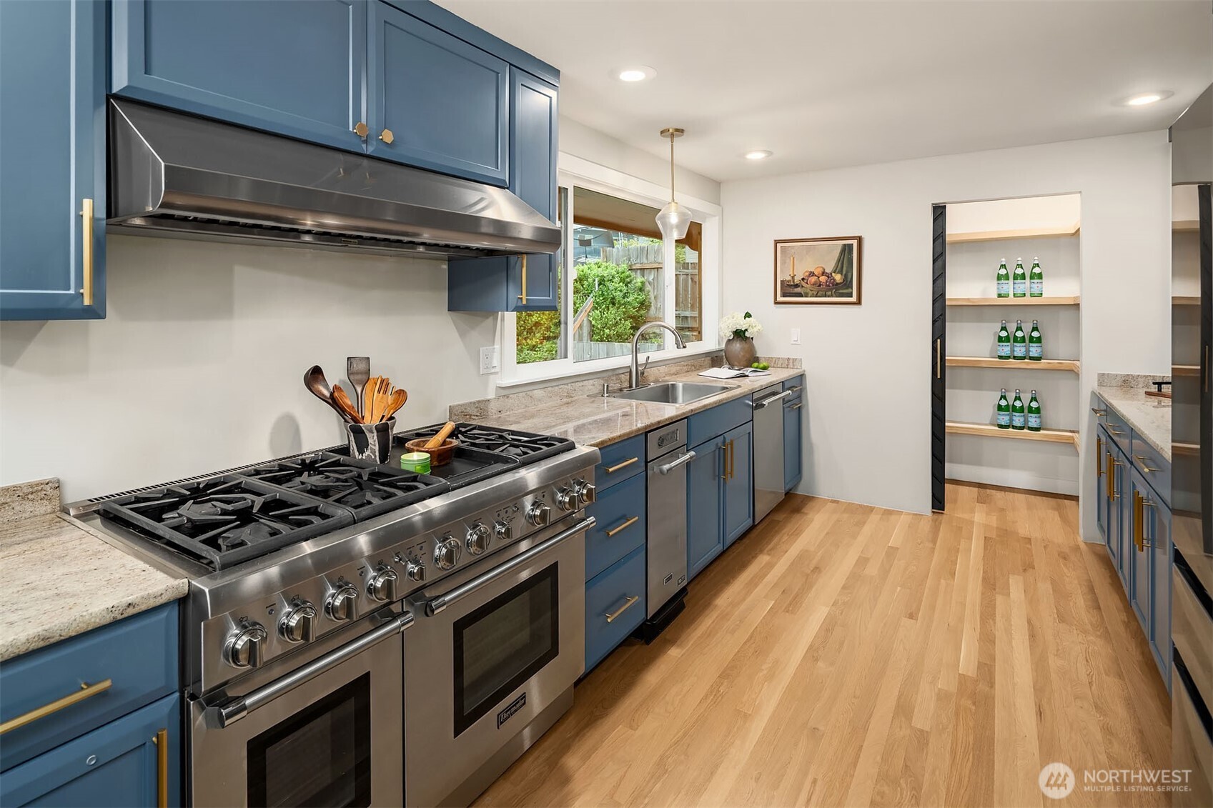 15238 NE 3rd Place , Bellevue, WA 98007