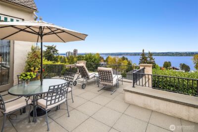 1108 39th Avenue E, Seattle, WA 98112 - Photo 2