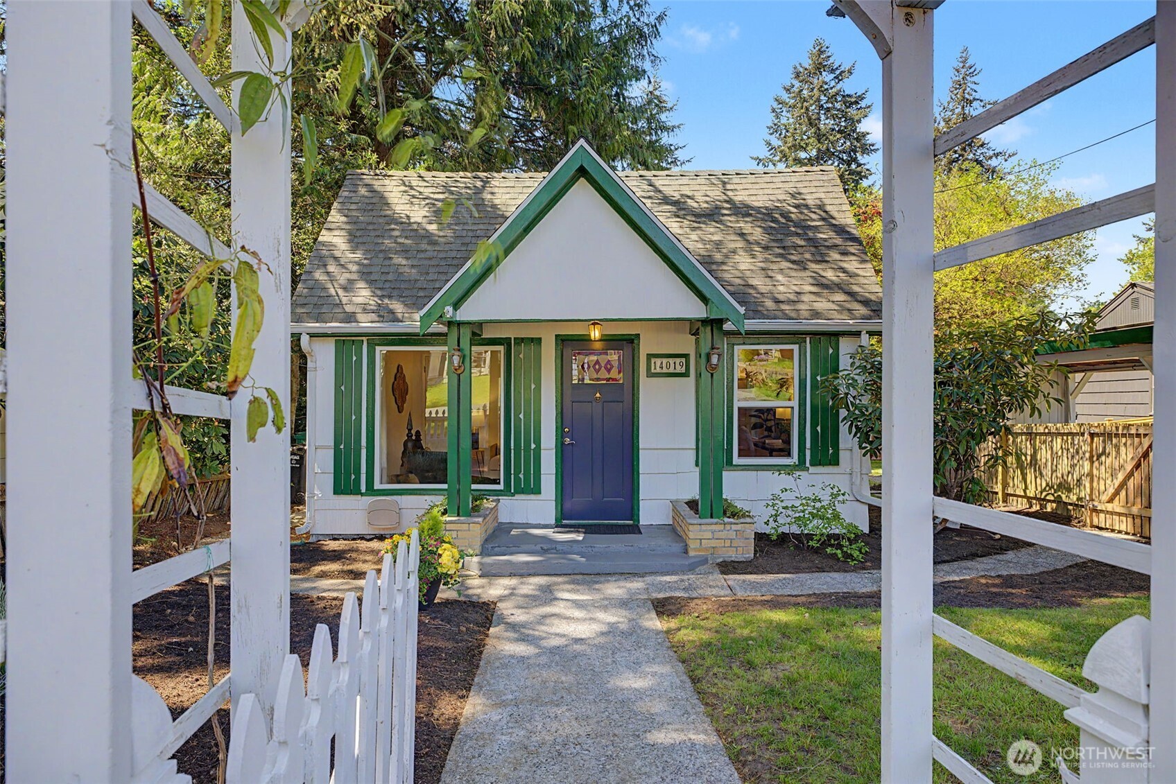 14019 23rd Avenue NE, Seattle, WA 98125