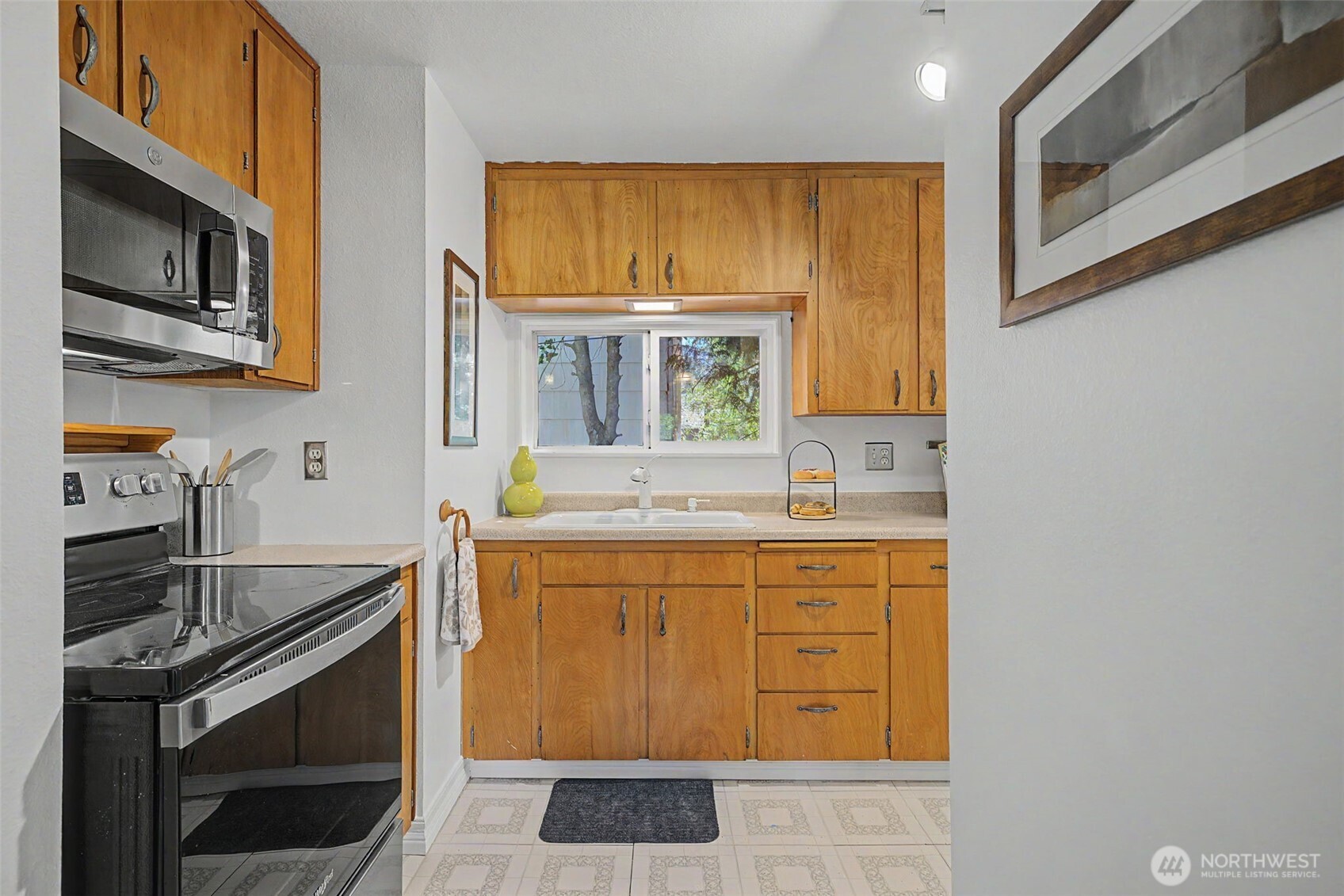 14019 23rd Avenue NE, Seattle, WA 98125