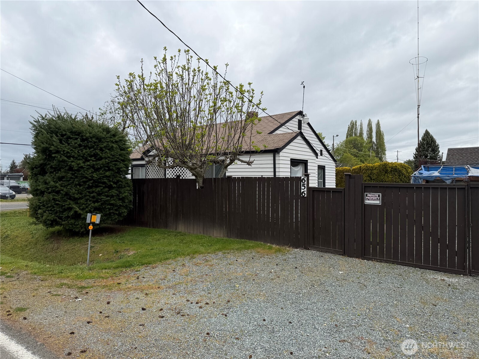 656 SW 149th Street , Burien, WA 98166