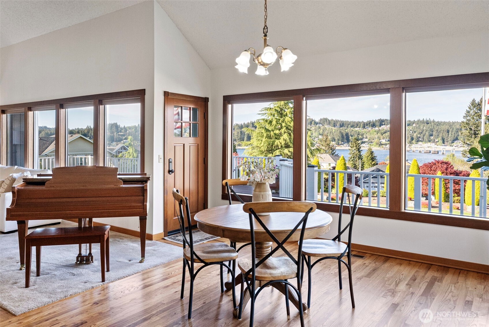218 Bella Vista Drive , Fox Island, WA 98333