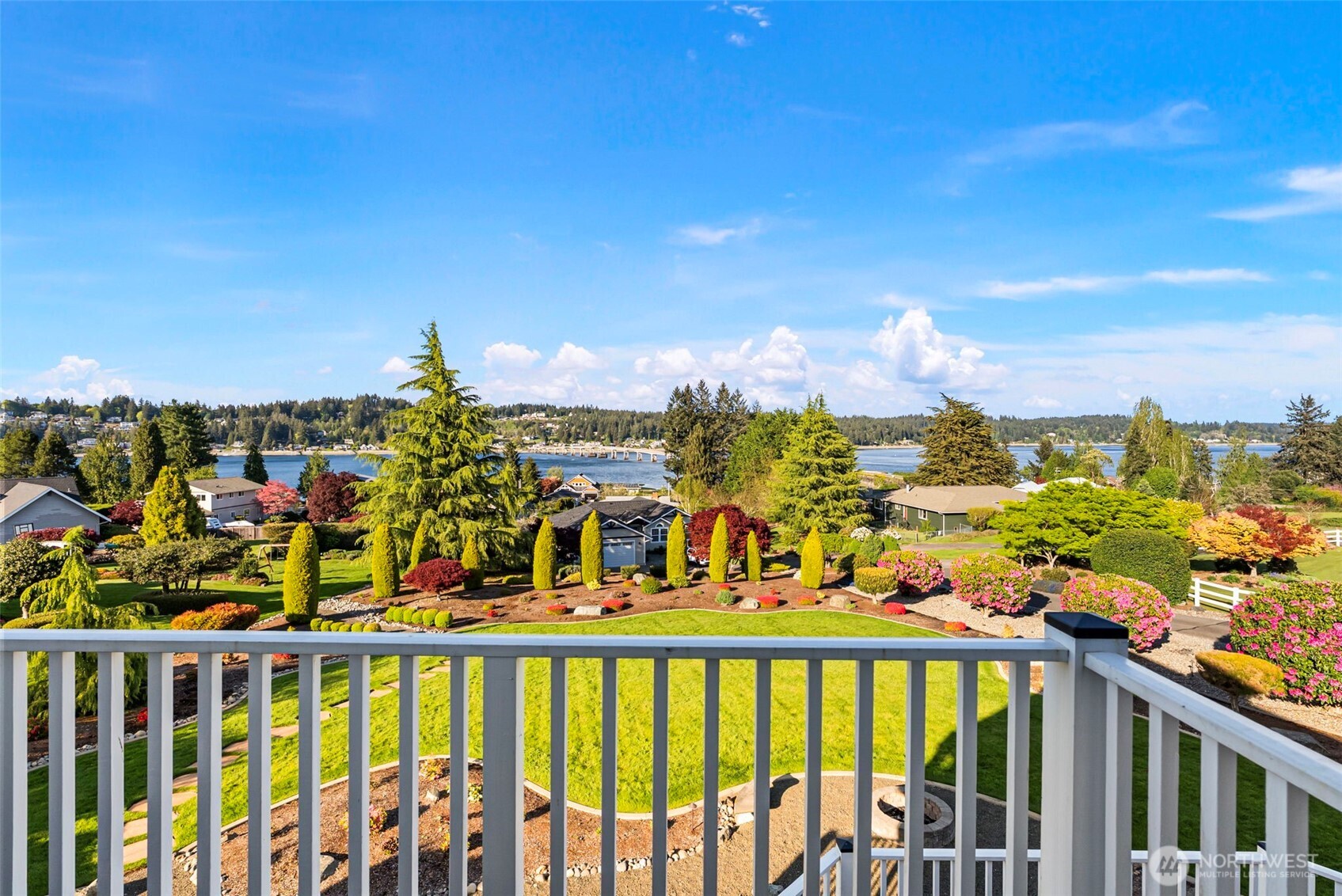 218 Bella Vista Drive , Fox Island, WA 98333