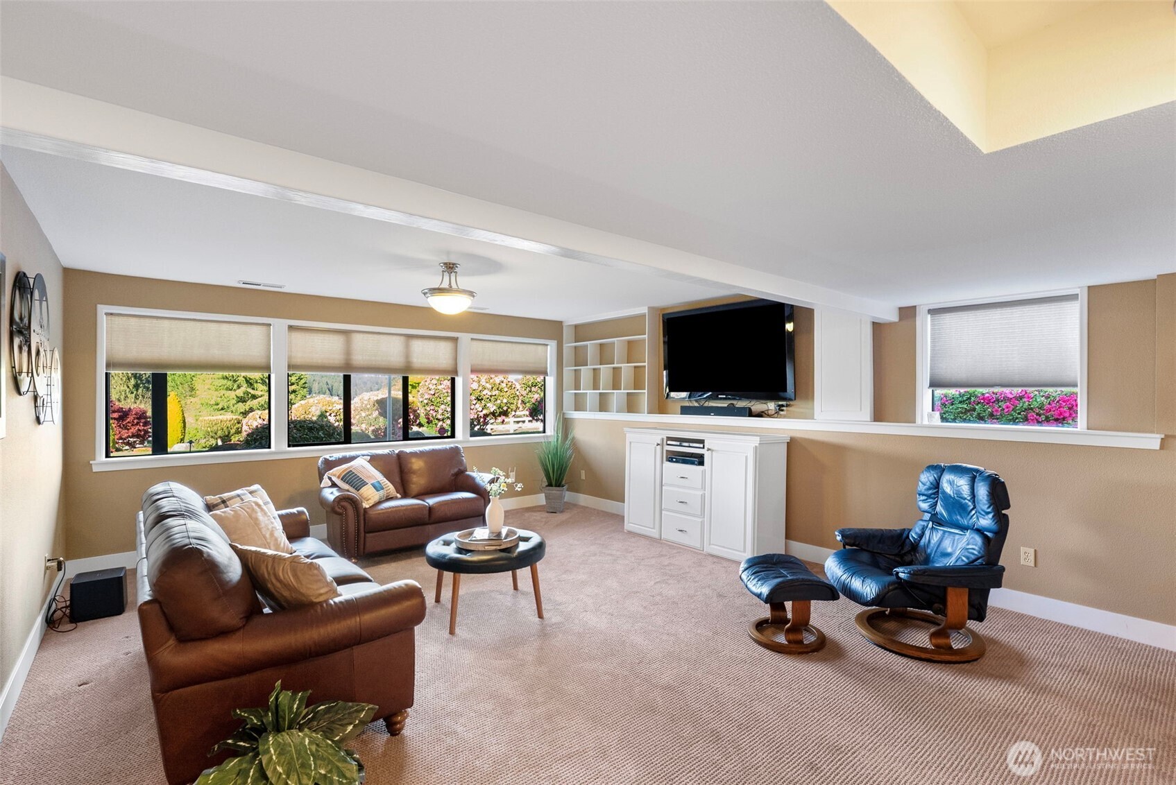 218 Bella Vista Drive , Fox Island, WA 98333