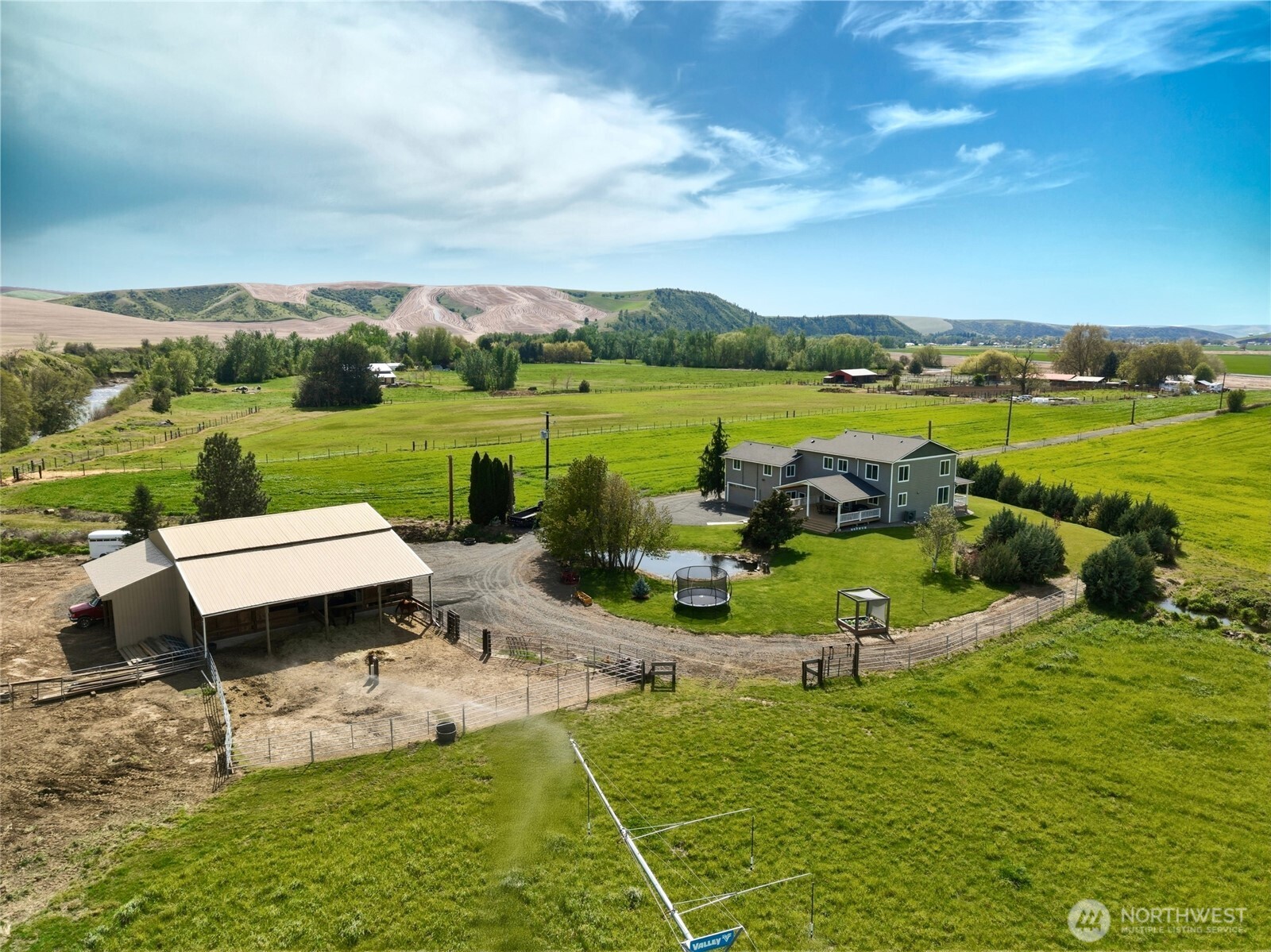 101 Gallaher Road , Dayton, WA 99328