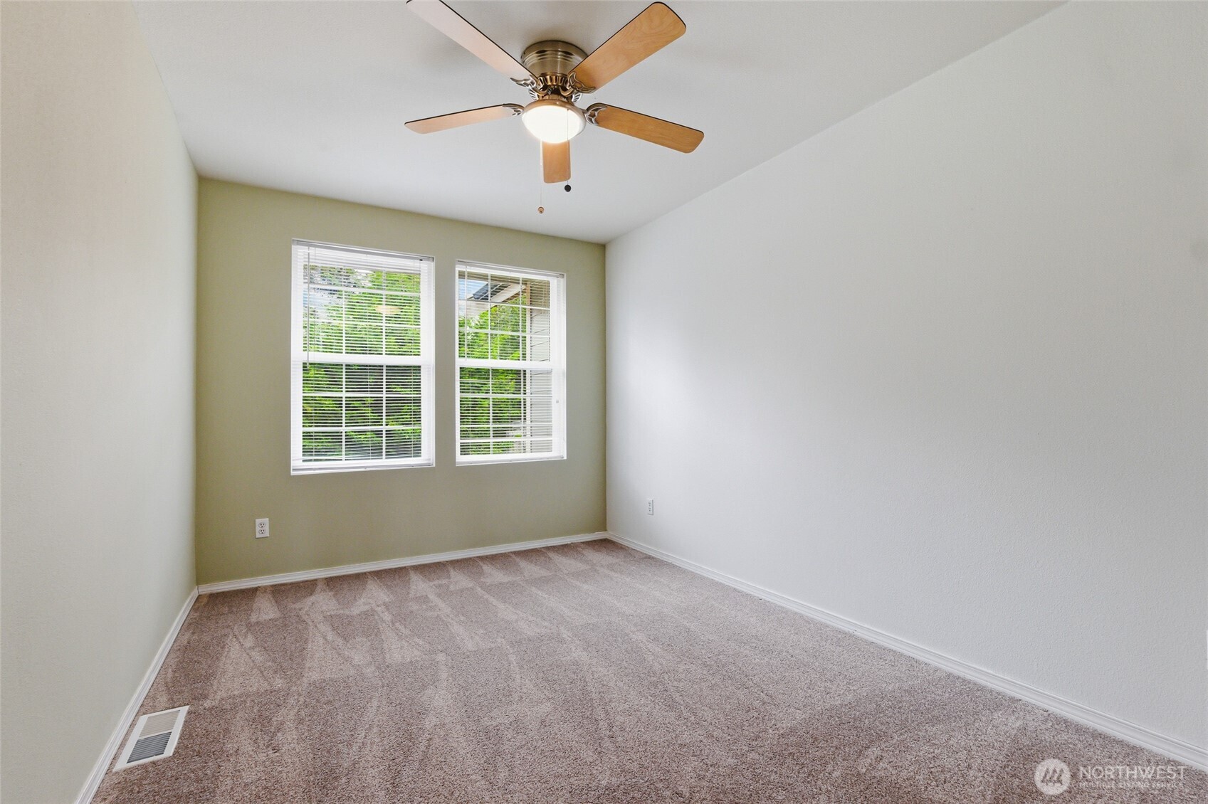 29115 69th Avenue S, Roy, WA 98580