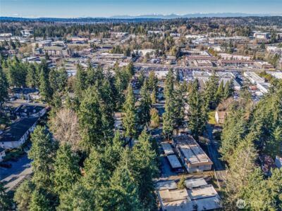 12528 NE 117th Place #E1, Kirkland, WA 98034