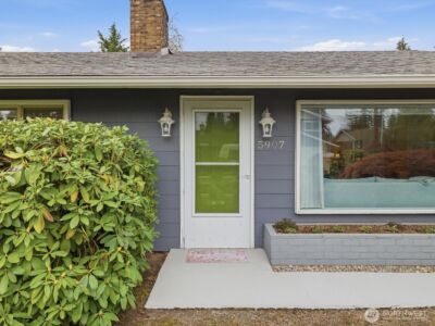 5907 227th Street SW, Mountlake Terrace, WA 98043 - Photo 3