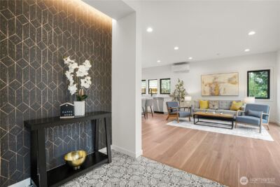 13022 Corliss Avenue N, Seattle, WA 98133 - Photo 6