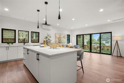 13022 Corliss Avenue N, Seattle, WA 98133 - Photo 10
