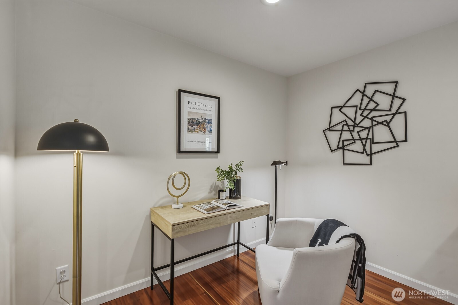 501 Kirkland Avenue #201, Kirkland, WA 98033