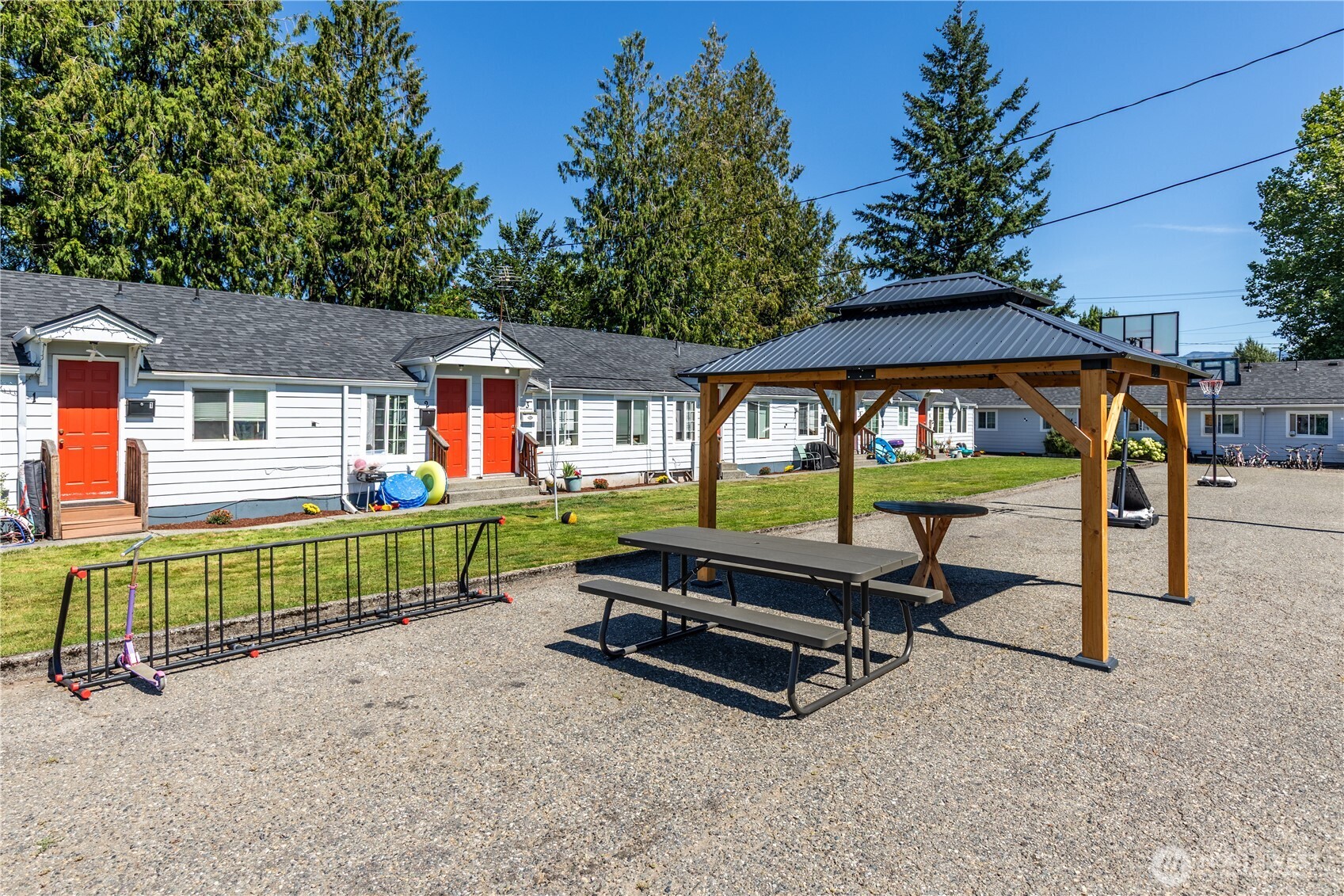 2054 Roosevelt Avenue , Enumclaw, WA 98022