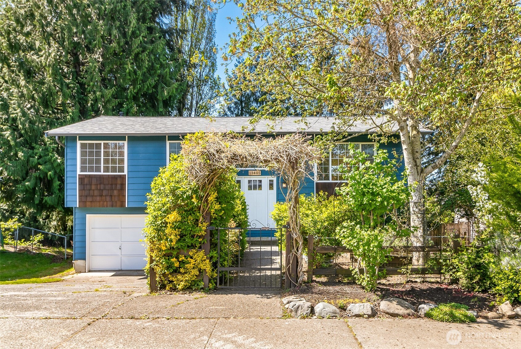 13405 115th Avenue NE, Kirkland, WA 98034