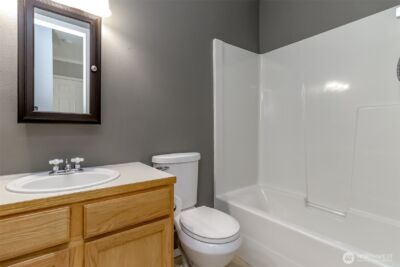 22204 Cedarview Drive E, Bonney Lake, WA 98391 - Photo 16