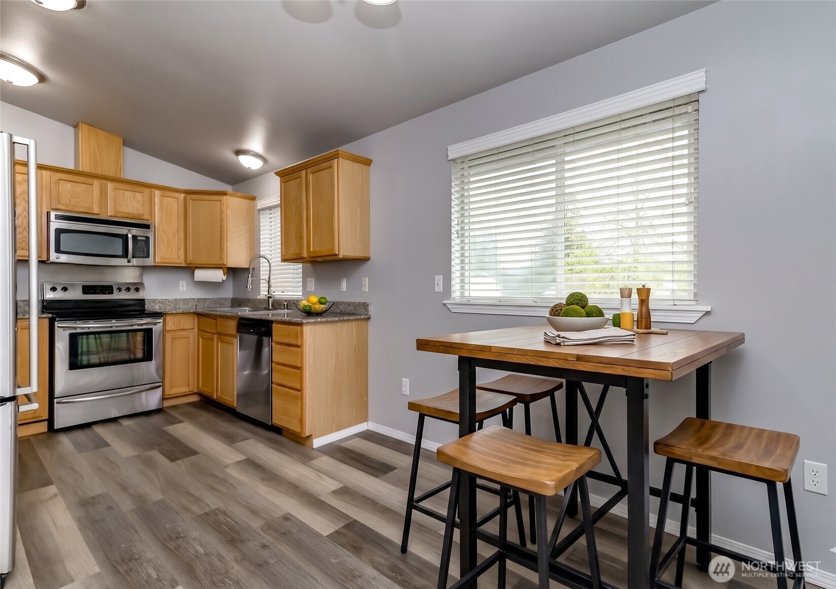 22204 Cedarview Drive E, Bonney Lake, WA 98391