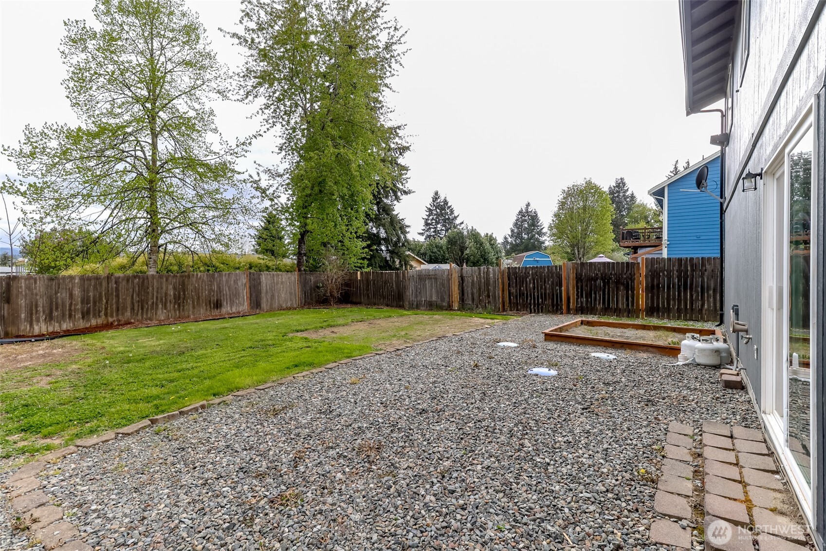 22204 Cedarview Drive E, Bonney Lake, WA 98391