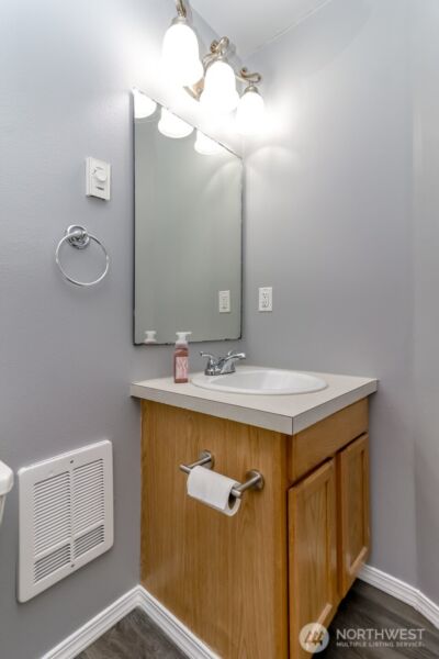 22204 Cedarview Drive E, Bonney Lake, WA 98391 - Photo 9