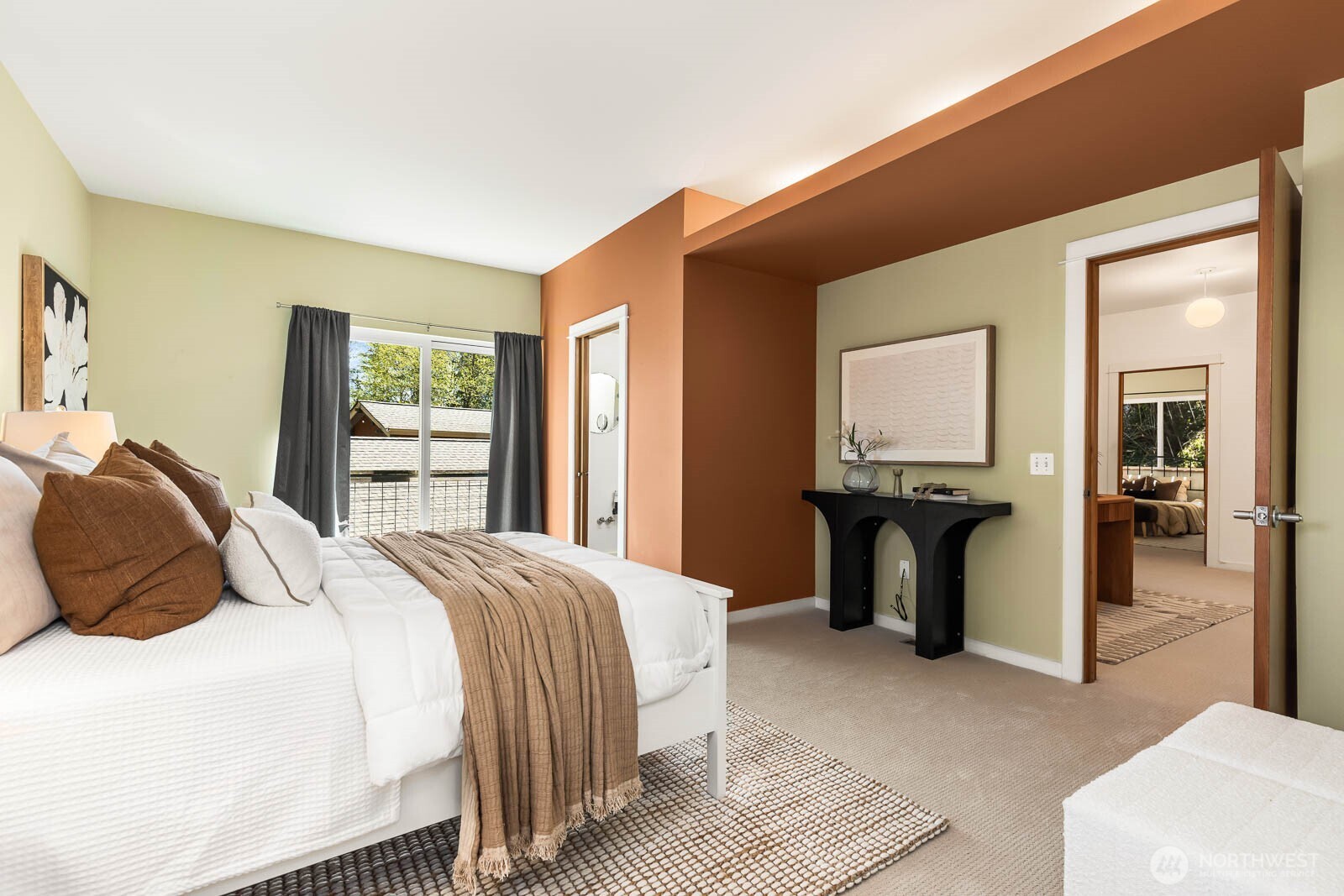 15504 SE 18th Street , Bellevue, WA 98007