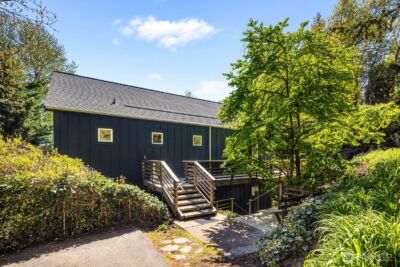 15504 SE 18th Street , Bellevue, WA 98007 - Photo 2