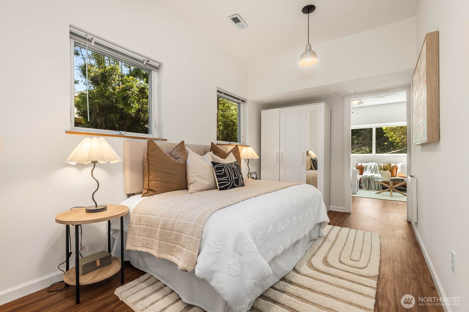 15504 SE 18th Street , Bellevue, WA 98007