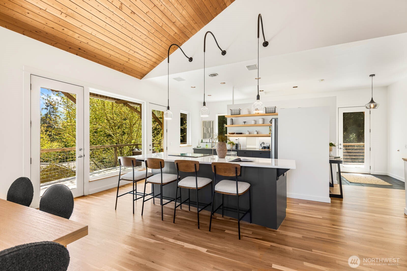 15504 SE 18th Street , Bellevue, WA 98007