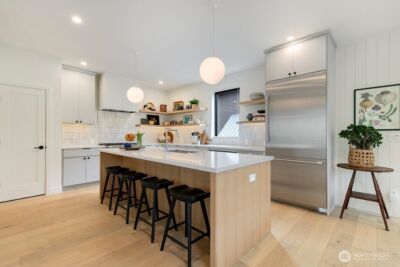 7421 Bagley Avenue N, Seattle, WA 98103 - Photo 11