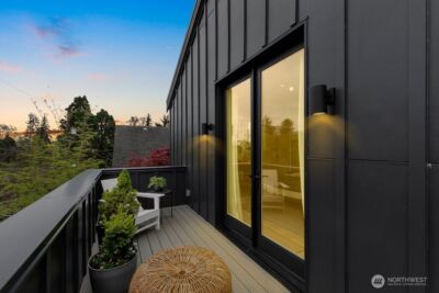 7421 Bagley Avenue N, Seattle, WA 98103 - Photo 32